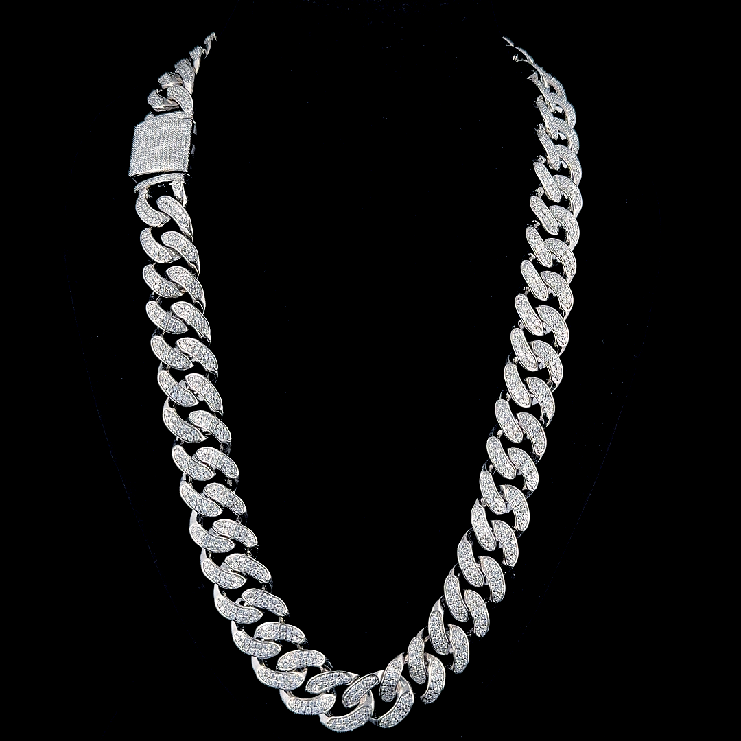 Iced Out Cuban chain with - Moissanite, 925 Silver