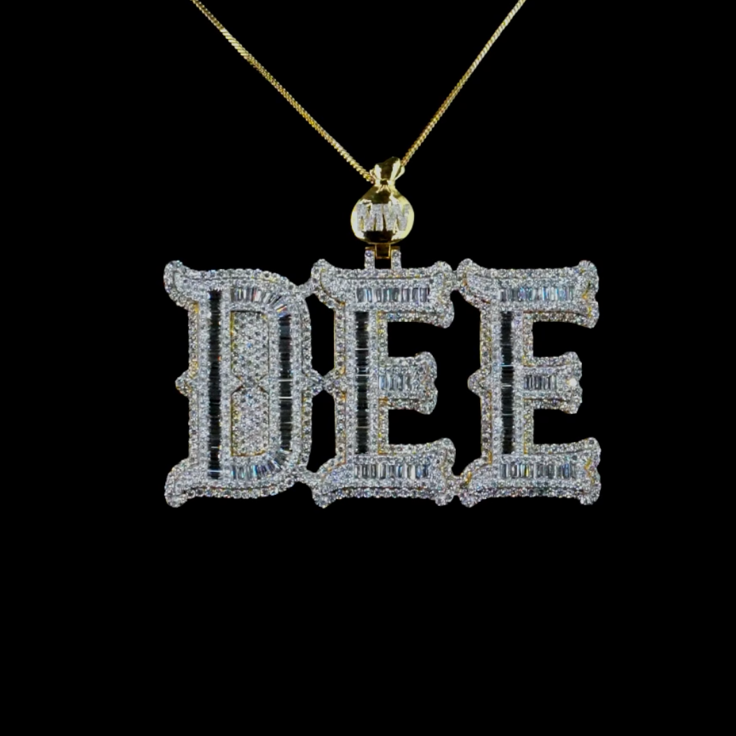 Example Iced-Out Custom Letter Pendant – Baguette & Round Cut Diamond Finish