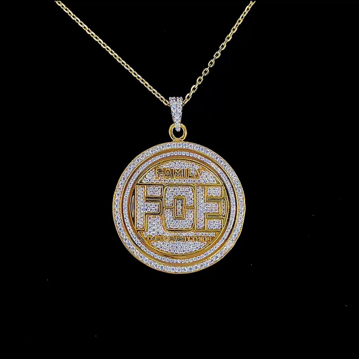 Luxury Custom Name Pendant - Lab Diamond